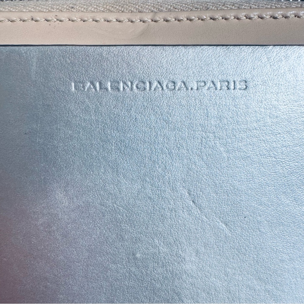 Balenciaga Classic Lambskin Continental Zip Wallet Cream Silver Hardware - Picture 4 of 13